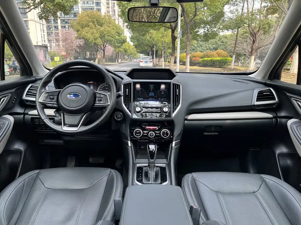 Subaru Forester 2022 2.0i AWD Luxury Edition EyeSight