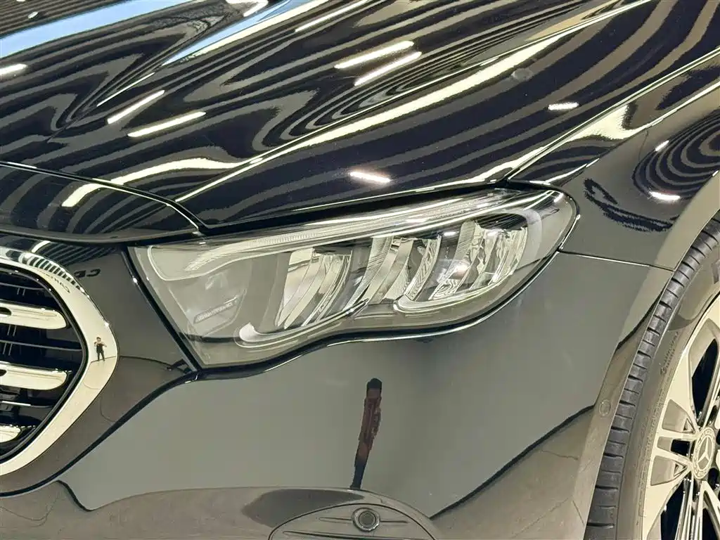 2024 Mercedes-Benz E 350 e L Plug-in Hybrid Sedan