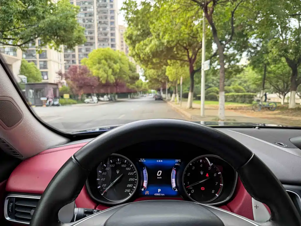 Levante 2018 3.0T Standard Edition