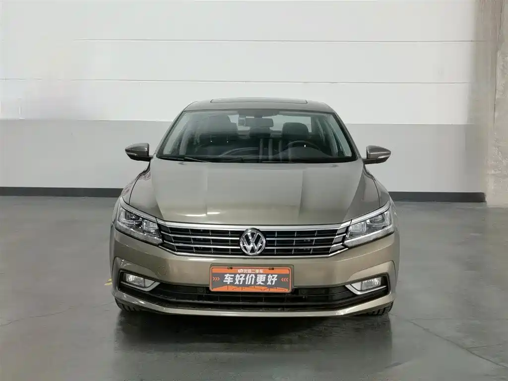 Volkswagen Passat 2017 330TSI DSG Zunrong Edition