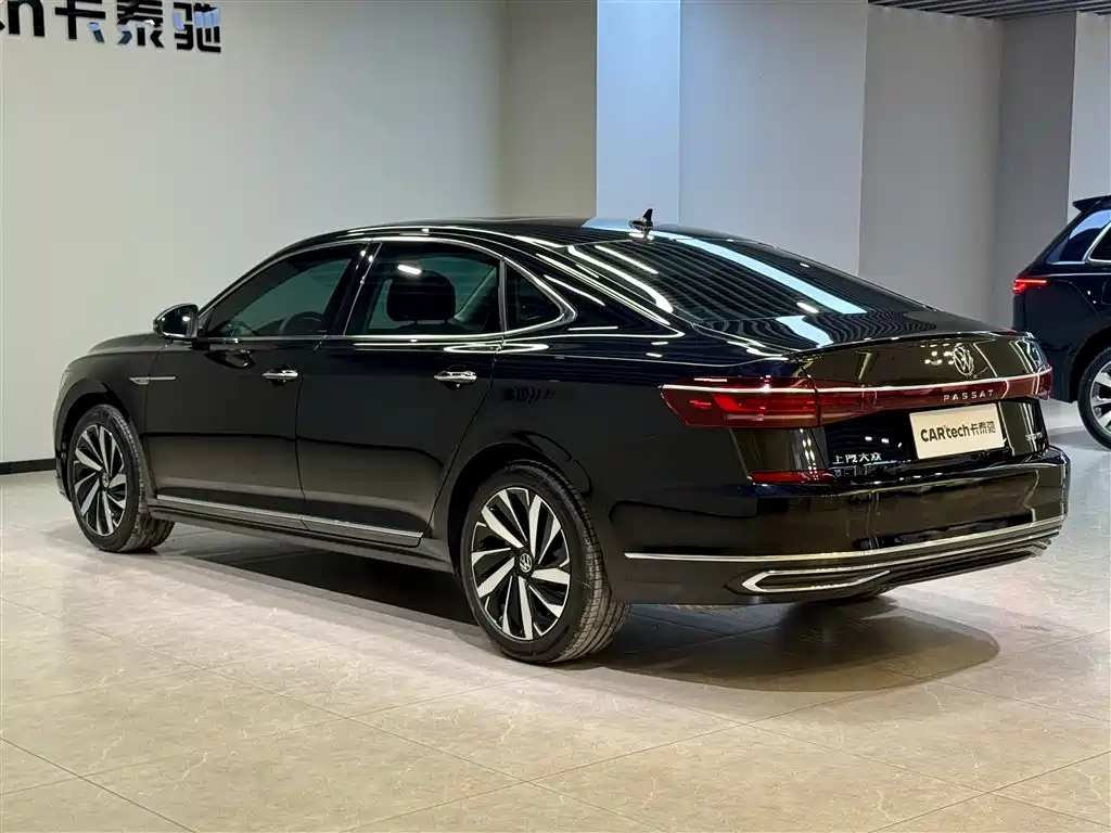 Passat 2025 Outstanding Edition 380TSI Longteng Edition