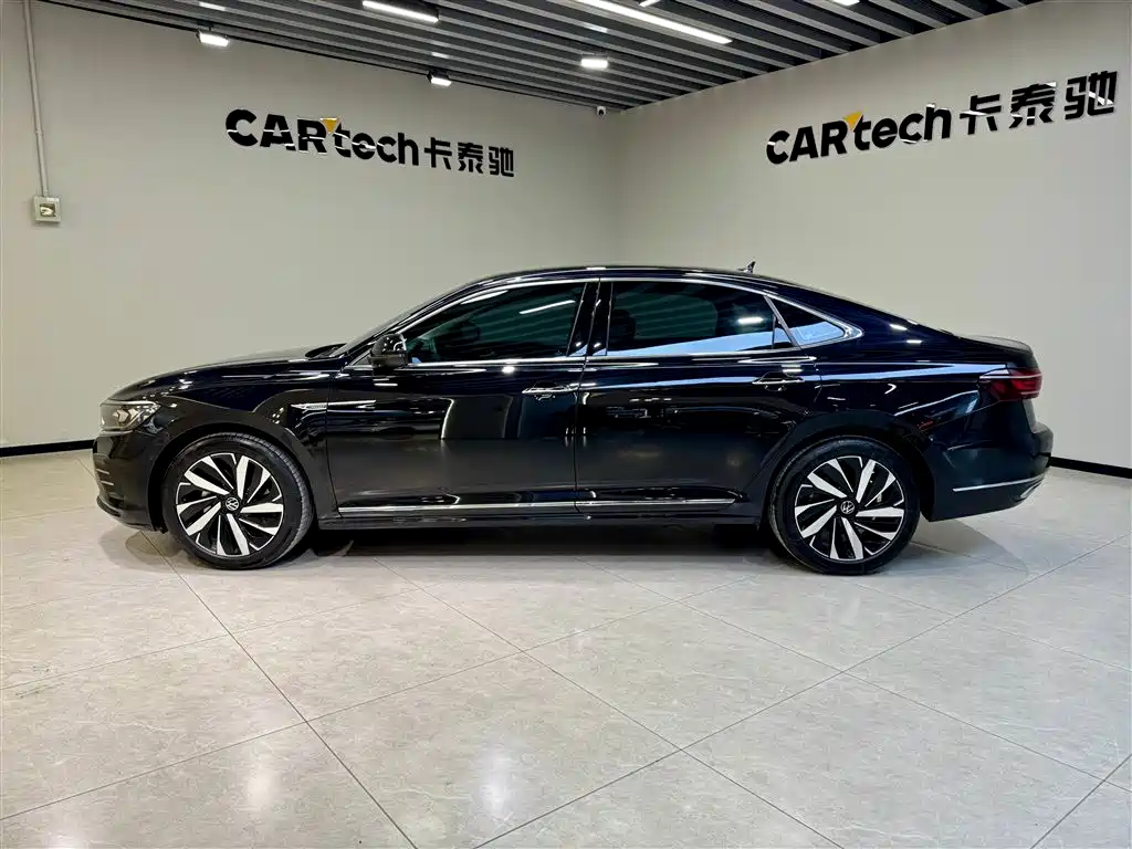 Passat 2025 Outstanding Edition 380TSI Longteng Edition