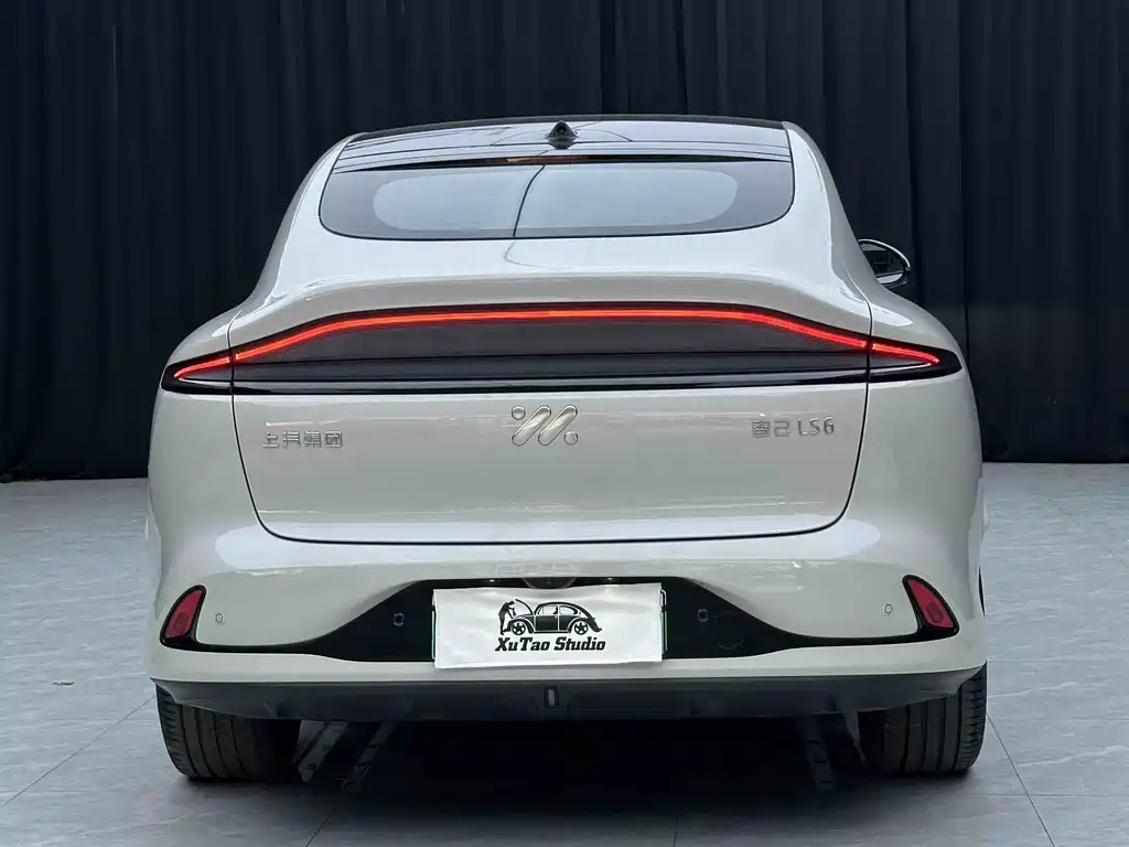 IM LS6 2023 Max Standard Edition