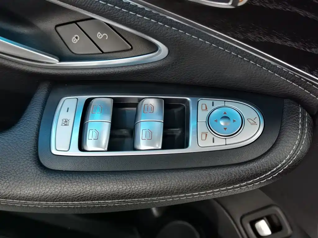 Mercedes-Benz C-Class 2016 C 200 L Sport
