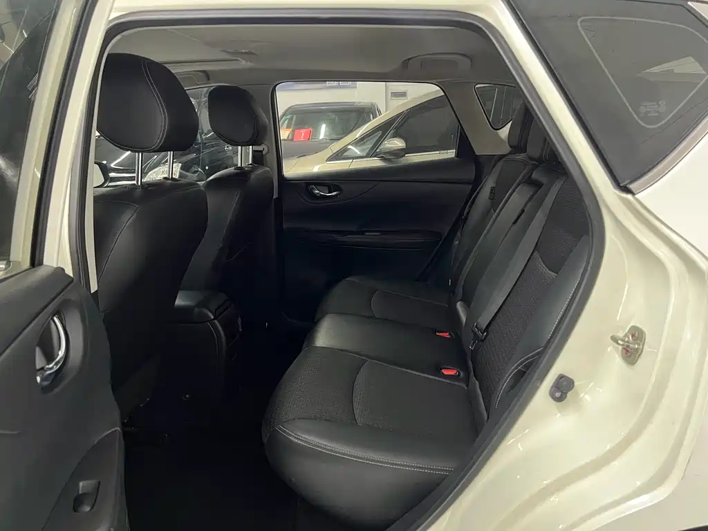 Nissan Tiida 2020 1.6L CVT Smart Drive Edition