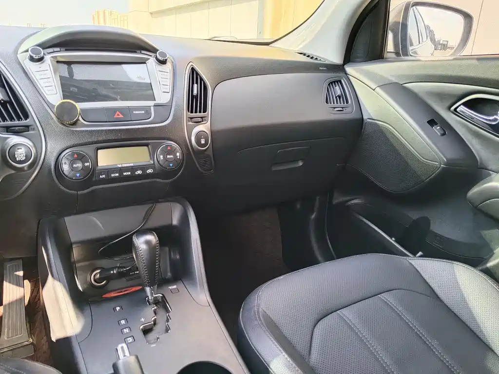 Beijing Hyundai ix35 2015 2.0L Automatic 2WD Intelligent Edition China IV