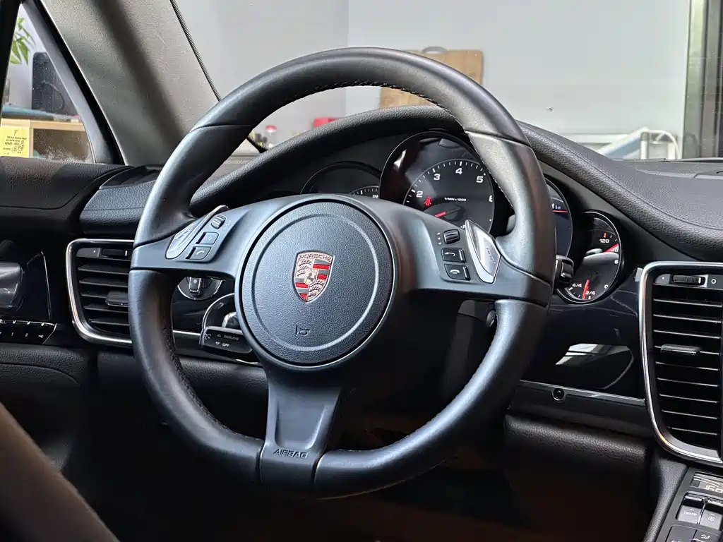Porsche Panamera 2014 Panamera 4 3.0T
