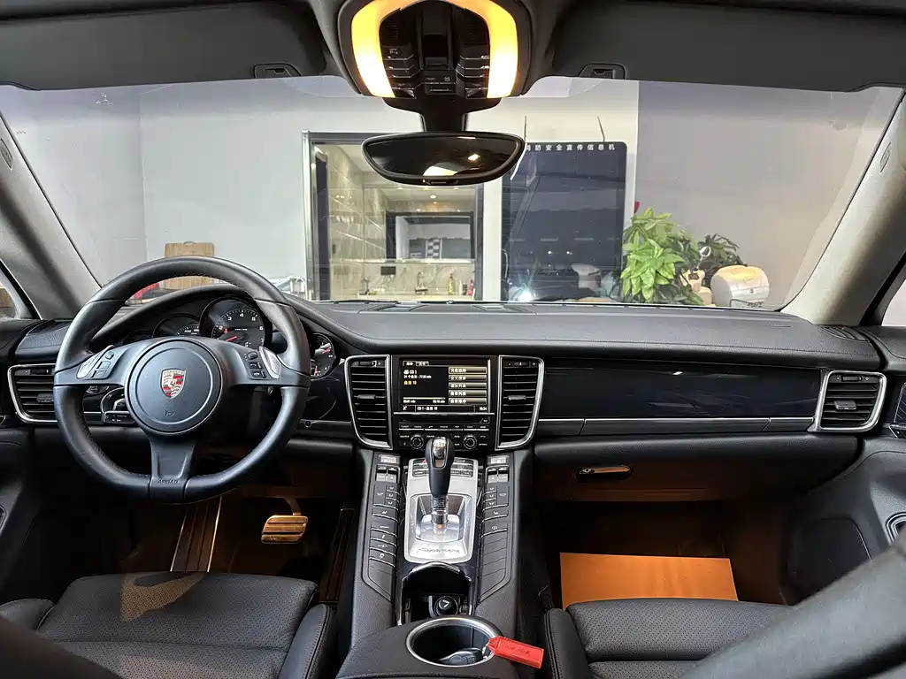 Porsche Panamera 2014 Panamera 4 3.0T