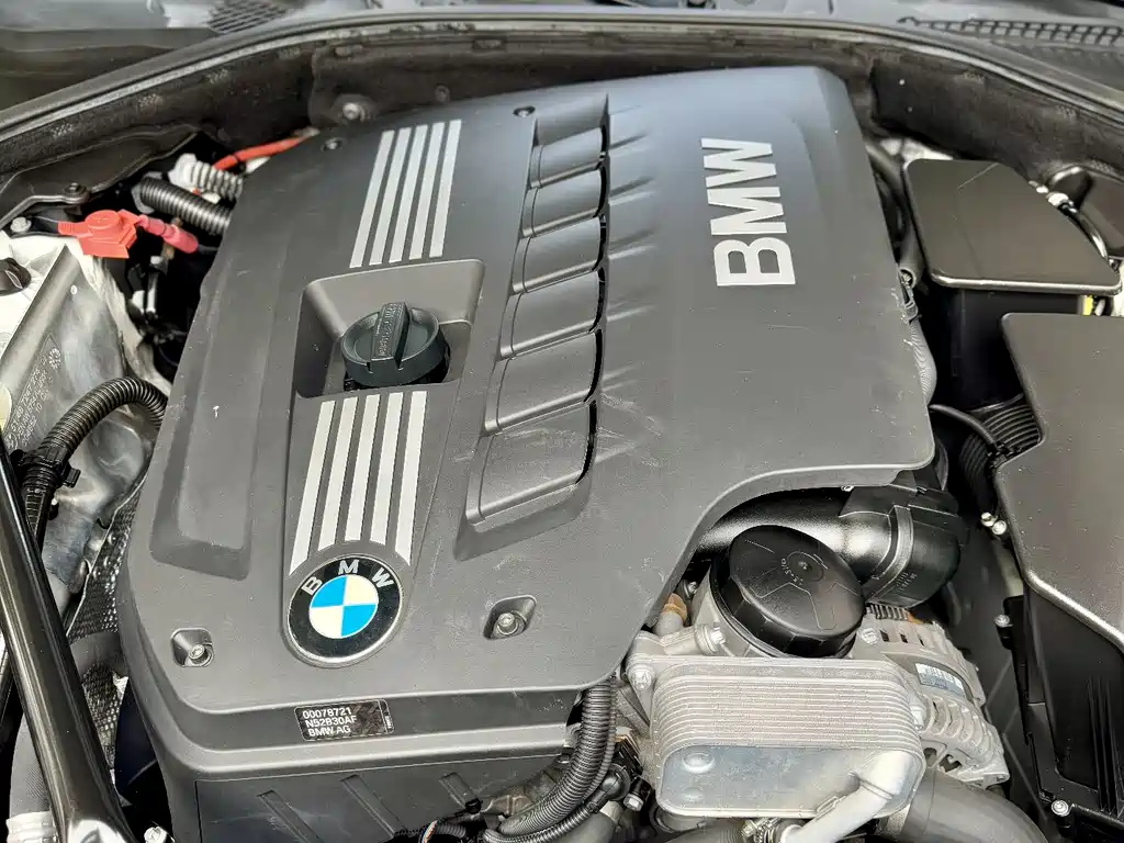 BMW 5 Series 2014 530Li Leading Edition