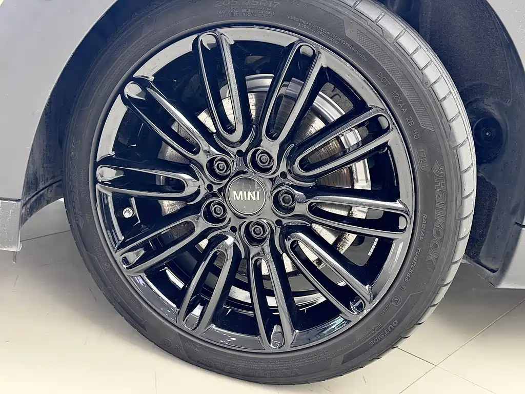MINI 2022 1.5T COOPER Artist