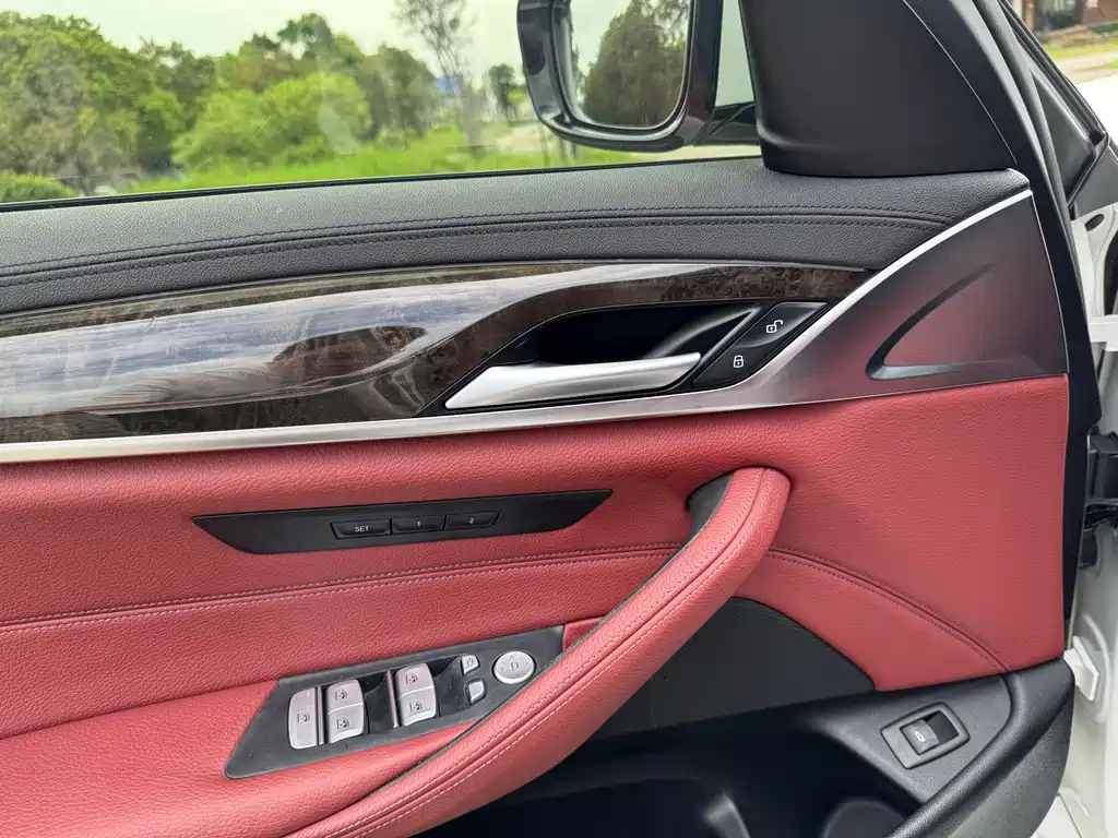 BMW 5 Series 2019 Facelift 530Li Leading Edition M Sport Package