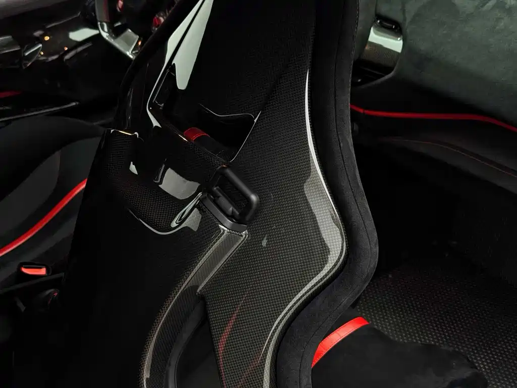 Ferrari 488 Pista
