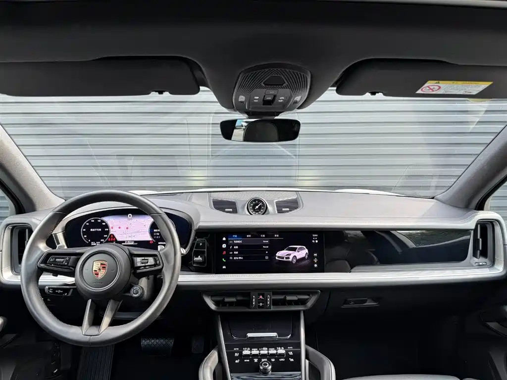 Porsche Cayenne 2025 3.0T Dream Edition