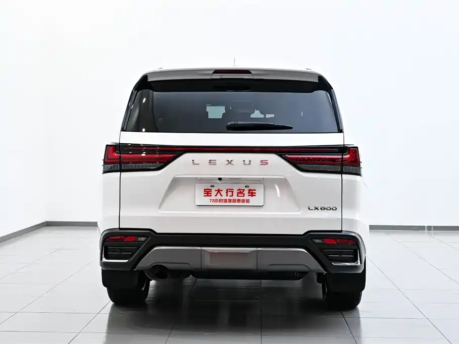 Lexus LX 600 2024