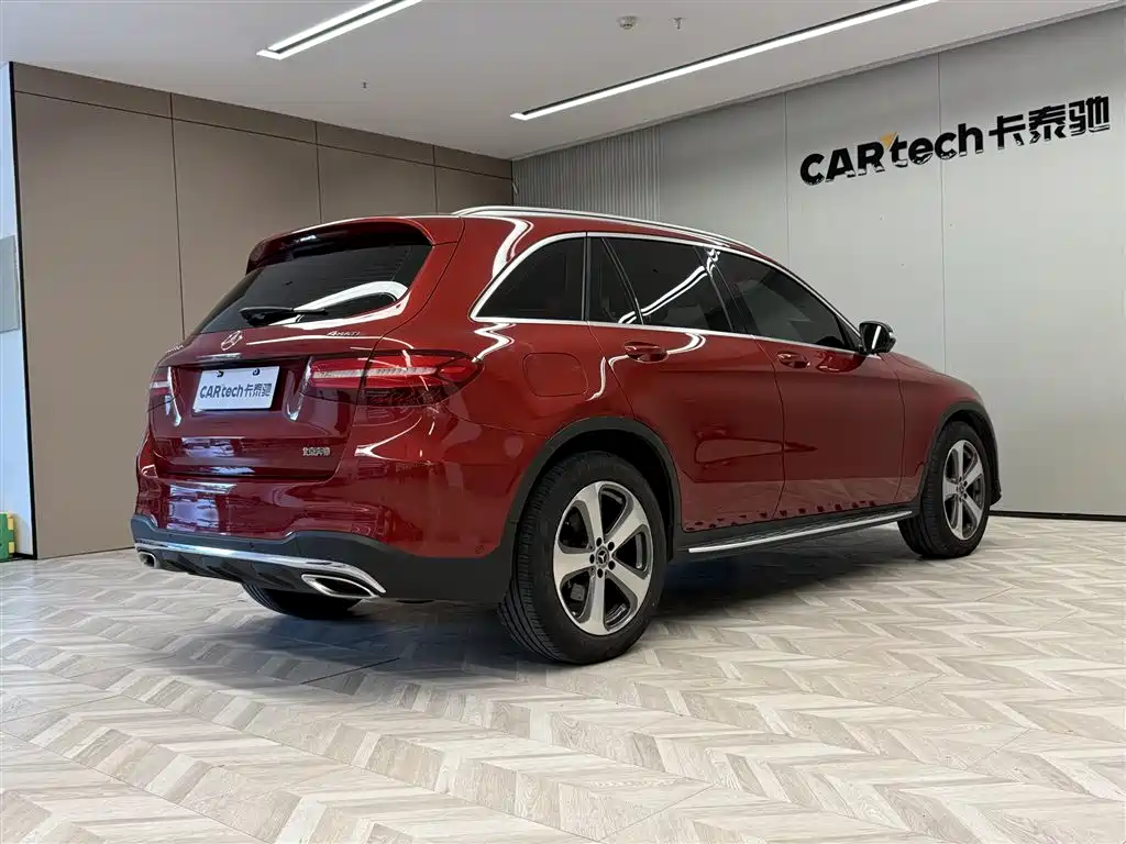 Mercedes-Benz GLC 2018 GLC 260 4MATIC Luxury