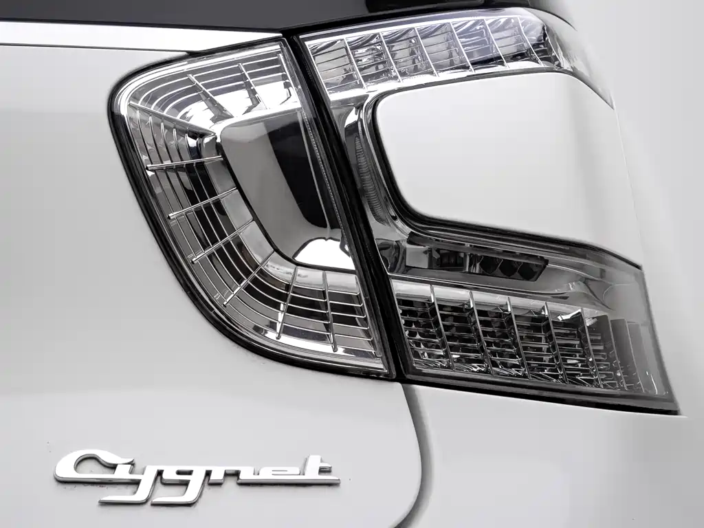 Aston Martin Cygnet 2013 1.3L Automatic