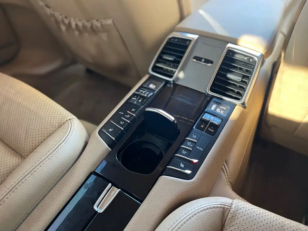 Porsche Panamera 2014 Panamera 3.0T