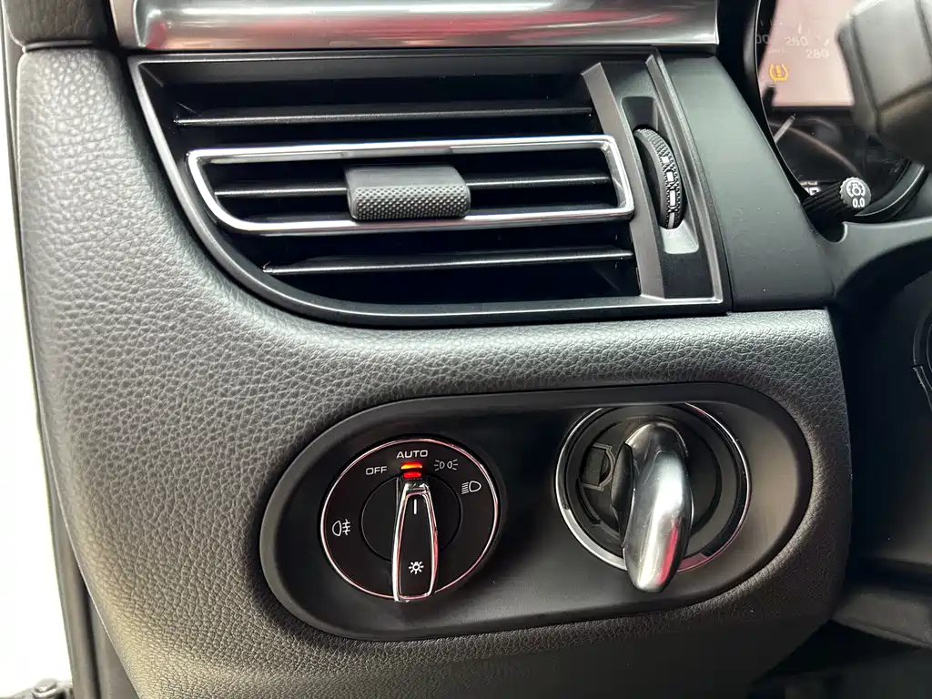 Porsche Macan 2023 Macan 2.0T