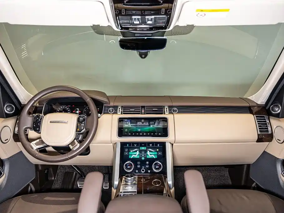 2022 Range Rover 3.0 L6 400PS Heritage Extended Classic Edition