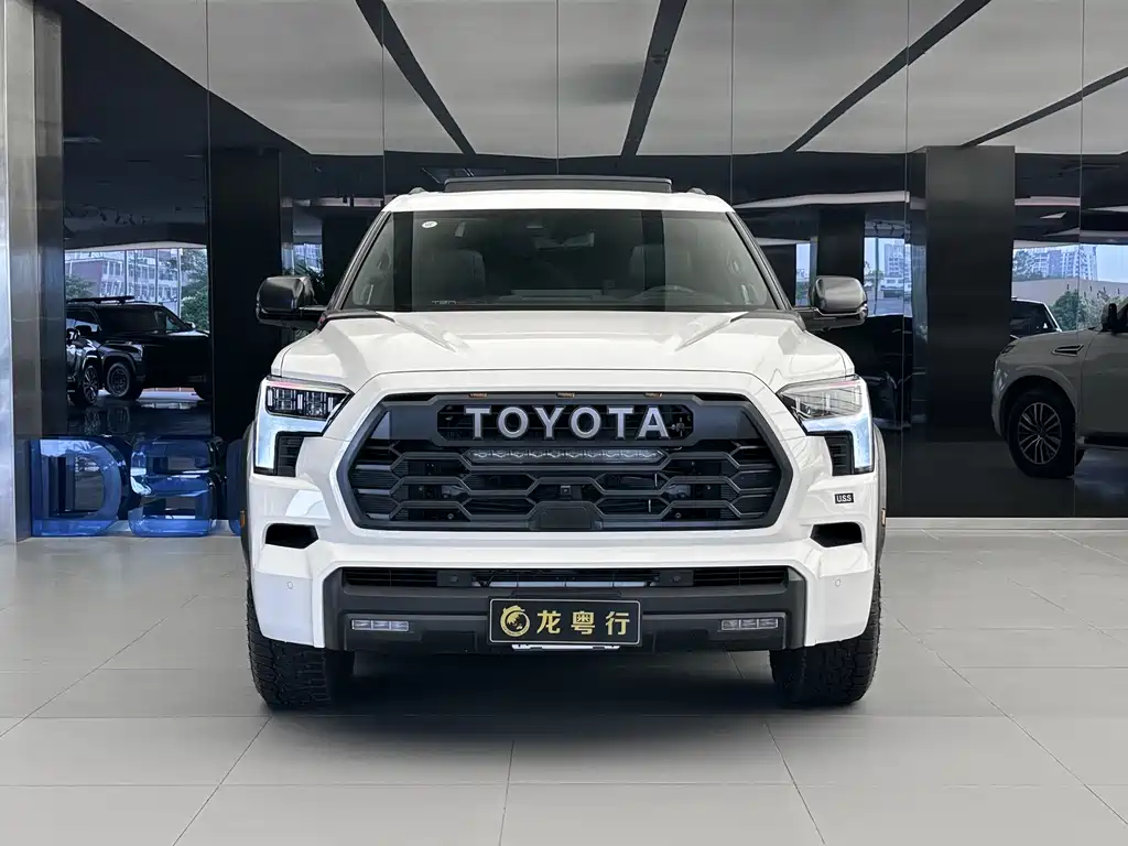 Toyota Sequoia 2024 3.5T Hybrid AWD US Spec