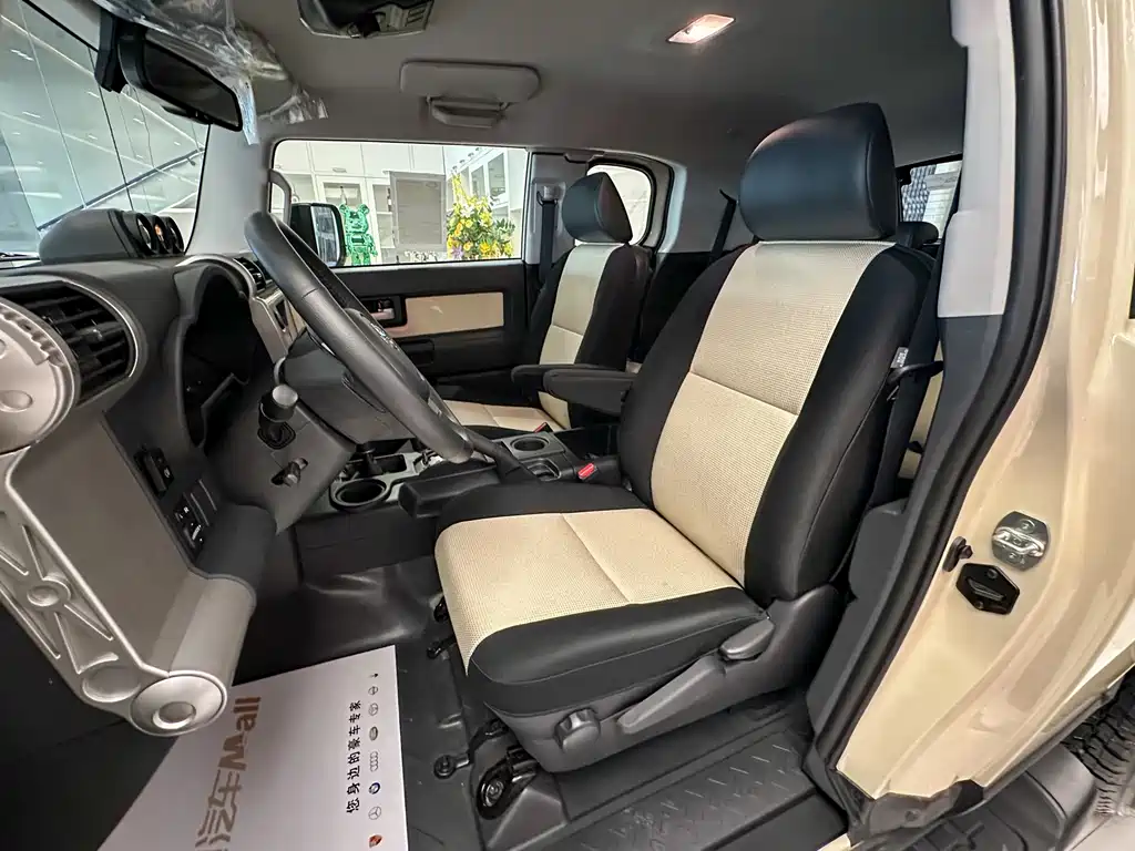FJ Cruiser 2023 4.0L Automatic