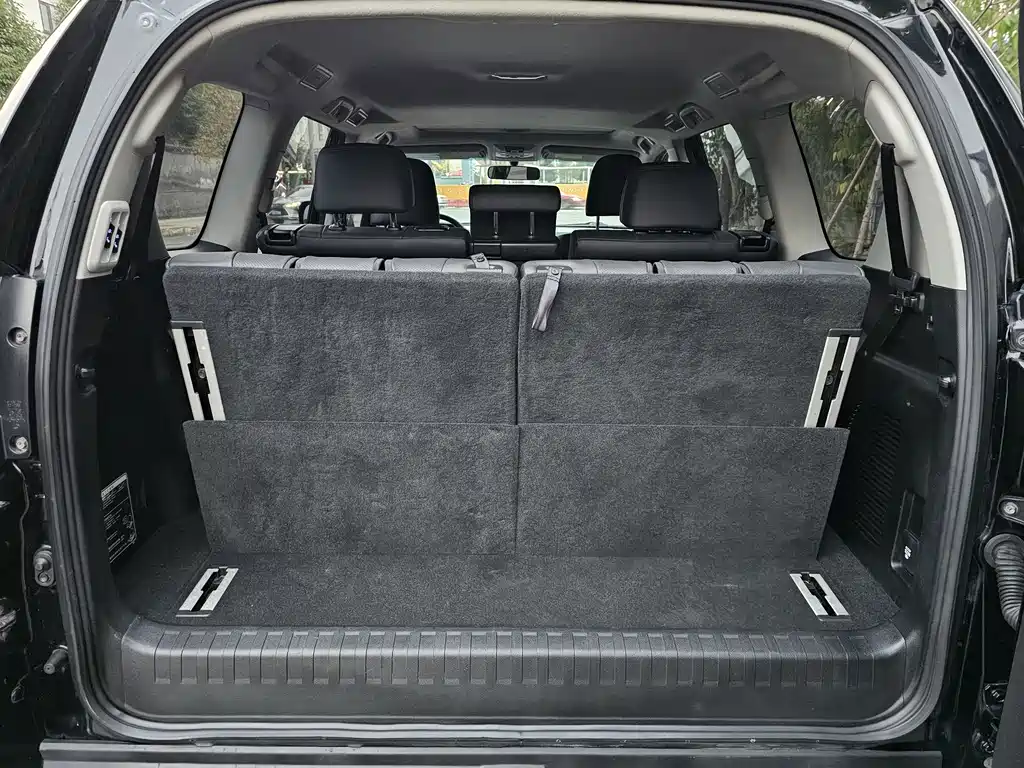 Toyota Prado 2019 3.5L Automatic TX-L Premium Rear-Mounted Spare Tire