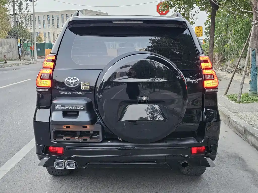Toyota Prado 2019 3.5L Automatic TX-L Premium Rear-Mounted Spare Tire