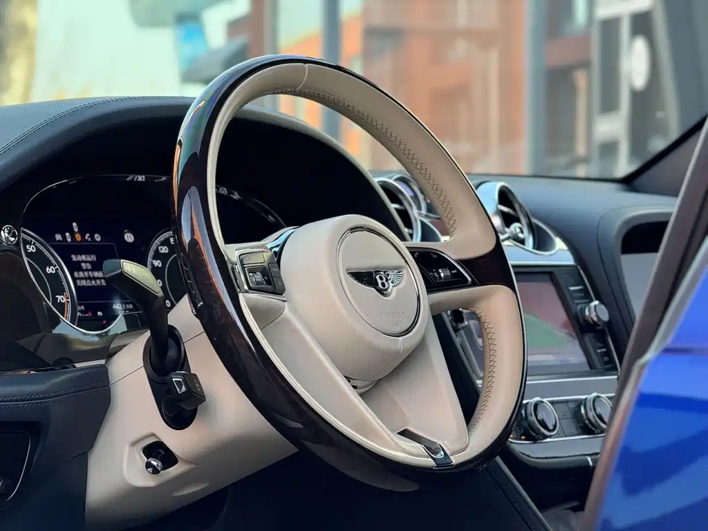 Bentayga 2018 4.0T V8