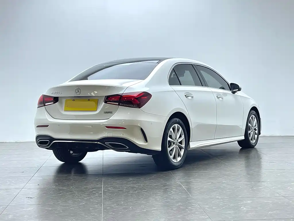 Mercedes-Benz A-Class 2022 A 200 L Sport Sedan Dynamic