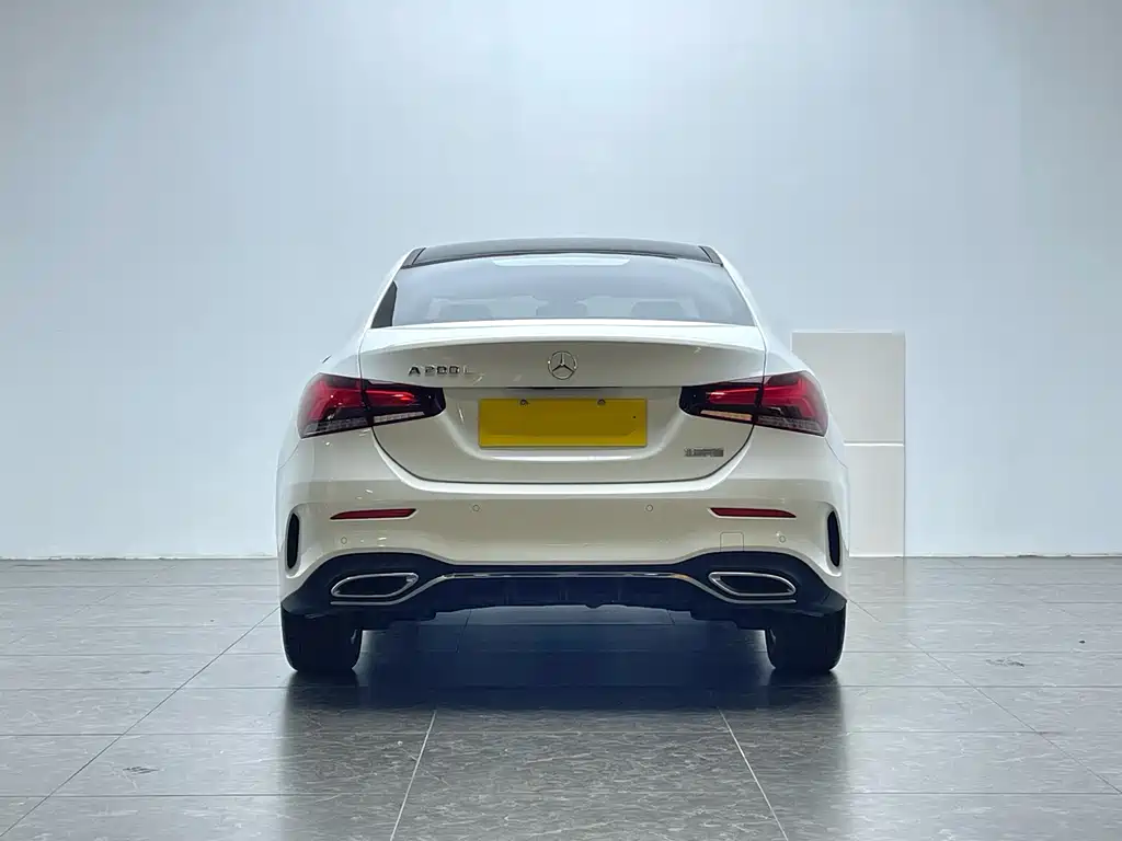 Mercedes-Benz A-Class 2022 A 200 L Sport Sedan Dynamic
