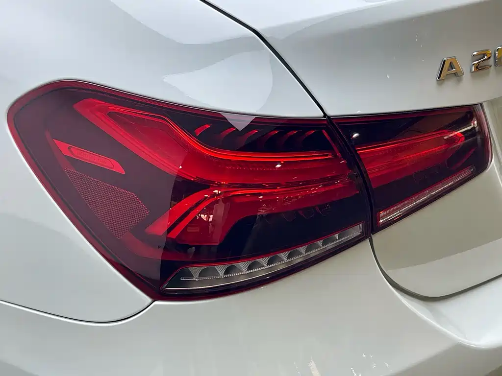 Mercedes-Benz A-Class 2022 A 200 L Sport Sedan Dynamic
