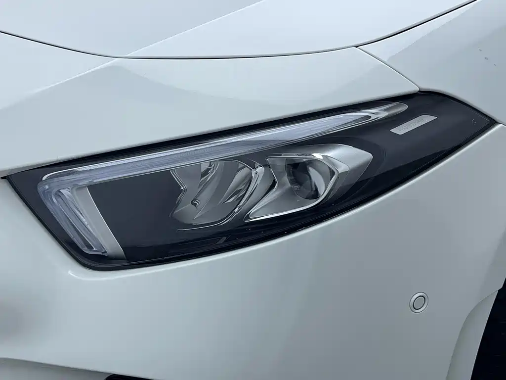 Mercedes-Benz A-Class 2022 A 200 L Sport Sedan Dynamic