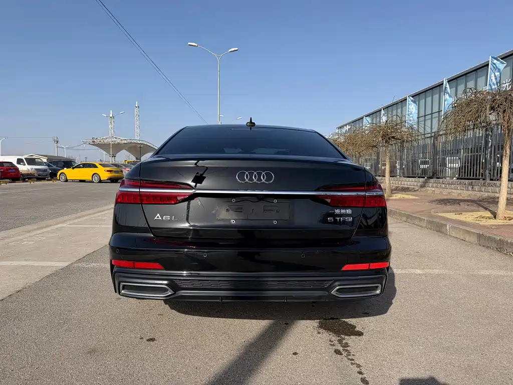Audi A6L 2022 45 TFSI Zhenxuan Dynamic Edition