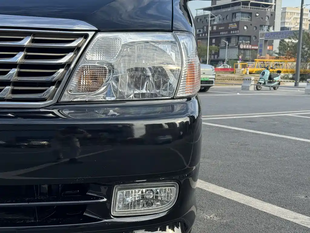 Jinbei Granse 2007 2.7L First Class Luxury 9-Seater 3RZ