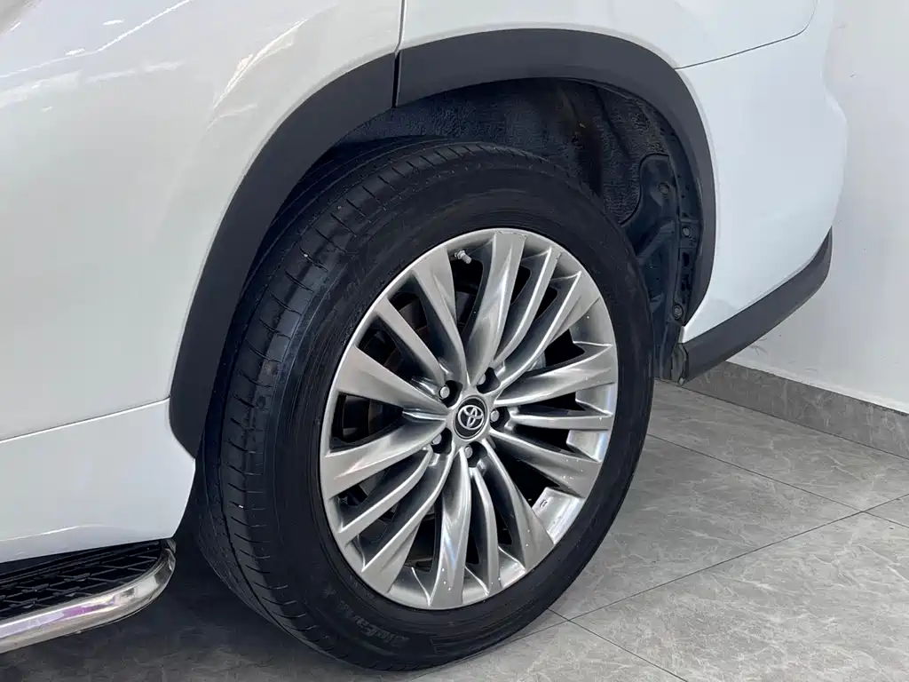 Highlander 2022 Hybrid 2.5L AWD Premium Edition 7-Seater