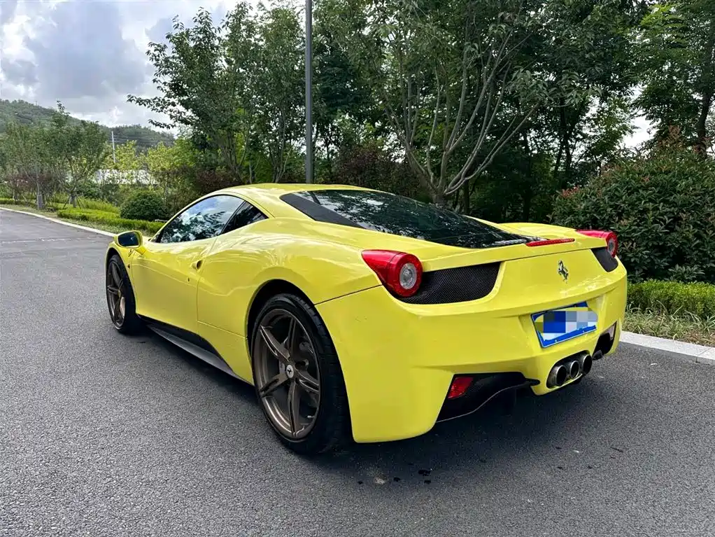 Ferrari 458 Italia 2011 4.5L