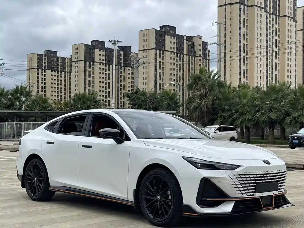 Changan UNI-V 2023 1.5T Sport Edition