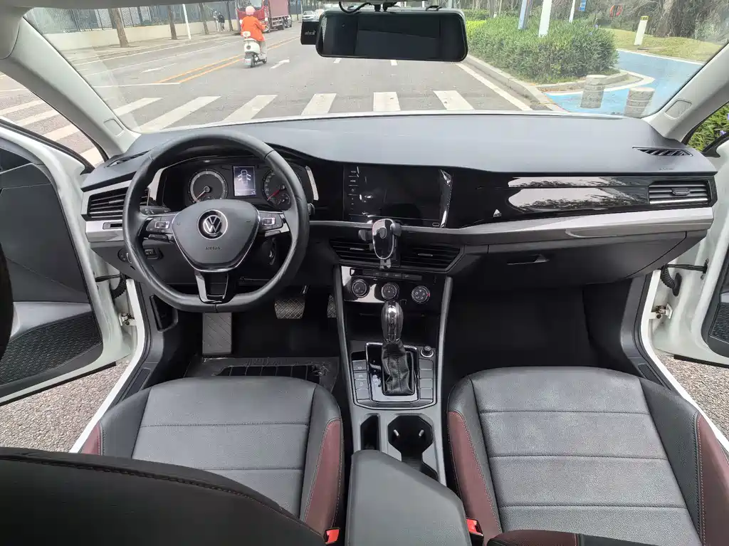 Volkswagen Bora 2021 1.5L Automatic Comfort Smart Connect Edition