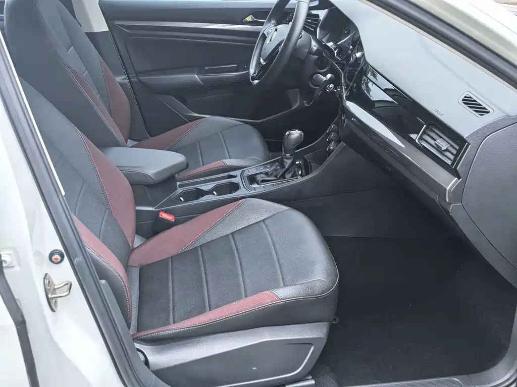 Volkswagen Bora 2021 1.5L Automatic Comfort Smart Connect Edition