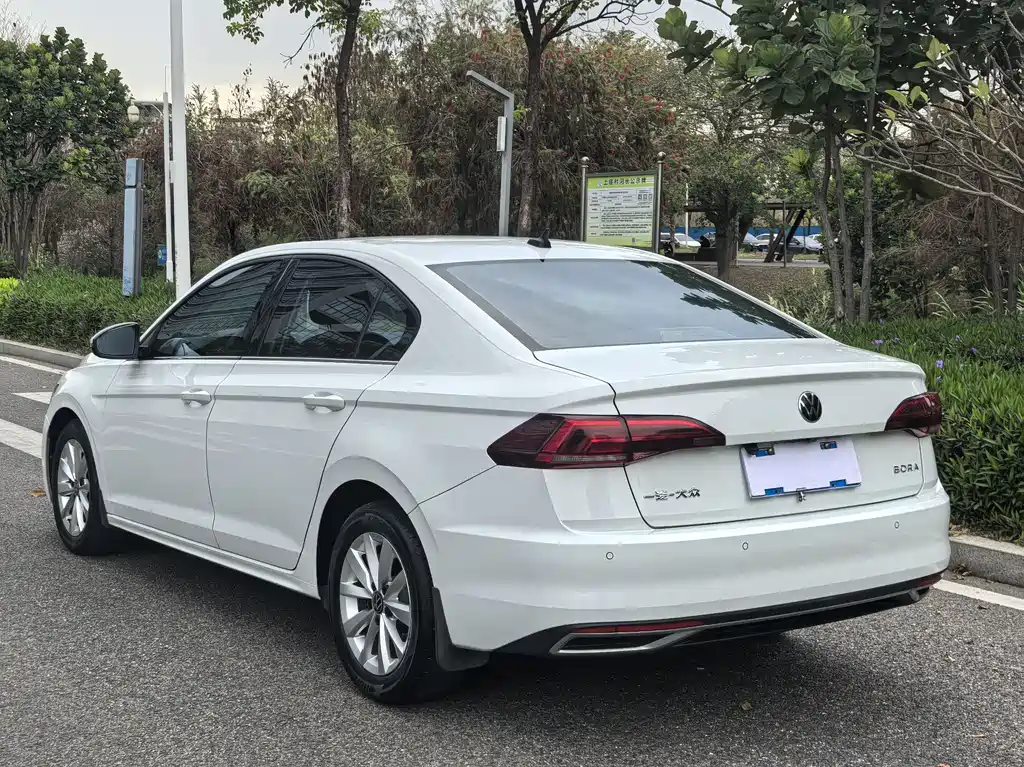 Volkswagen Bora 2021 1.5L Automatic Comfort Smart Connect Edition