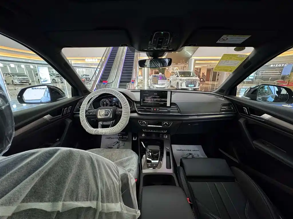 Audi Q5L 2025 45 TFSI - фото 14