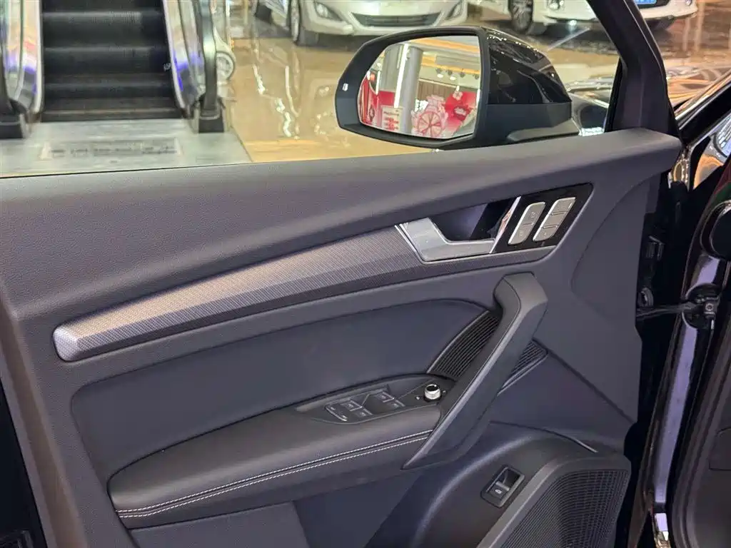 Audi Q5L 2025 45 TFSI - фото 15