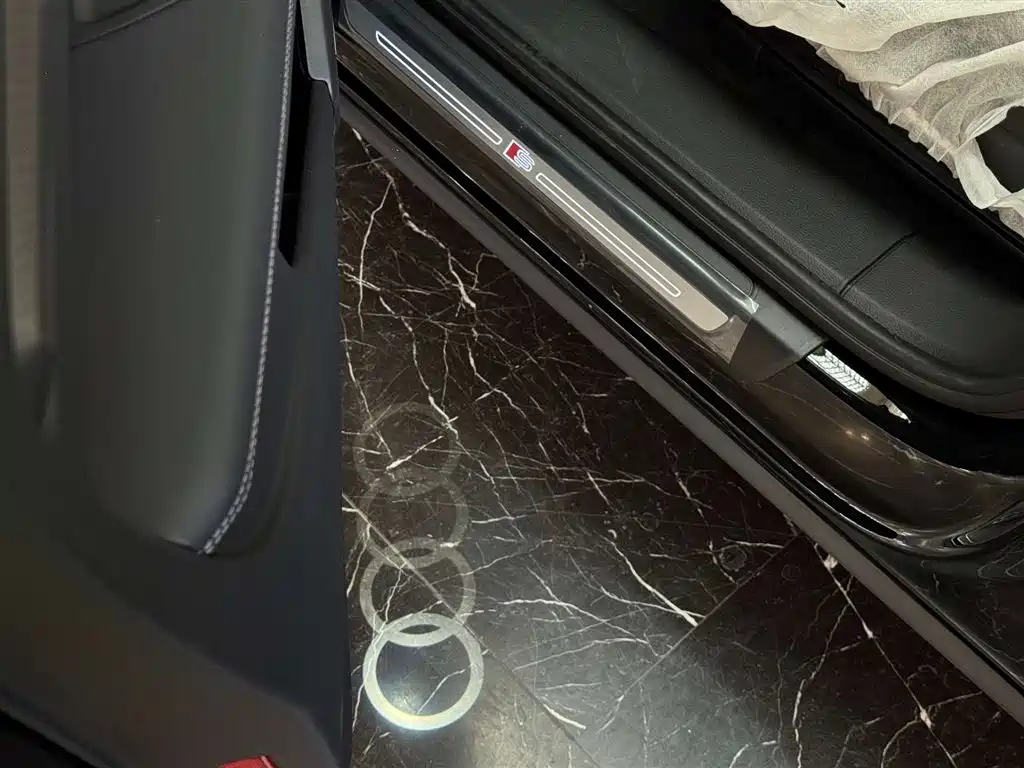 Audi Q5L 2025 45 TFSI - фото 18