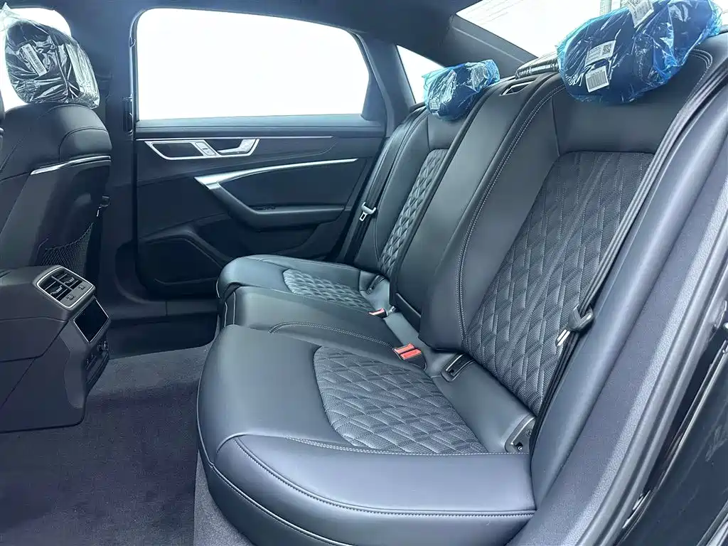 Audi A6L 2026 45 TFSI quattro Zhenxuan Dynamic Edition