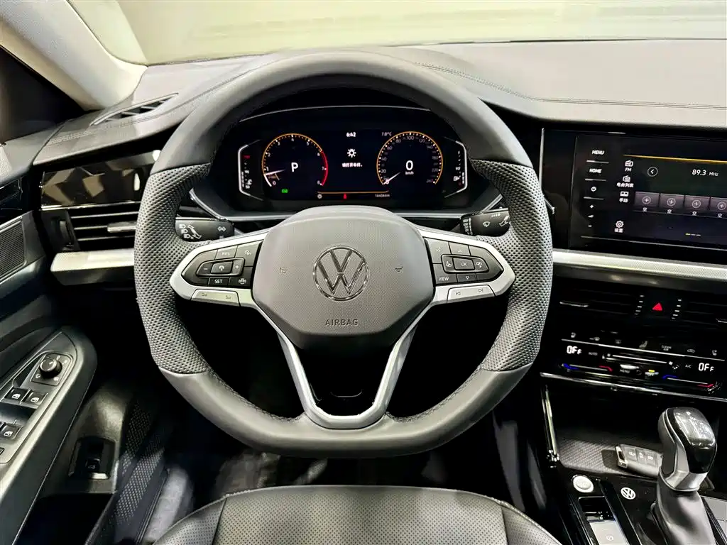 Volkswagen Passat 2024 380TSI Longteng Edition