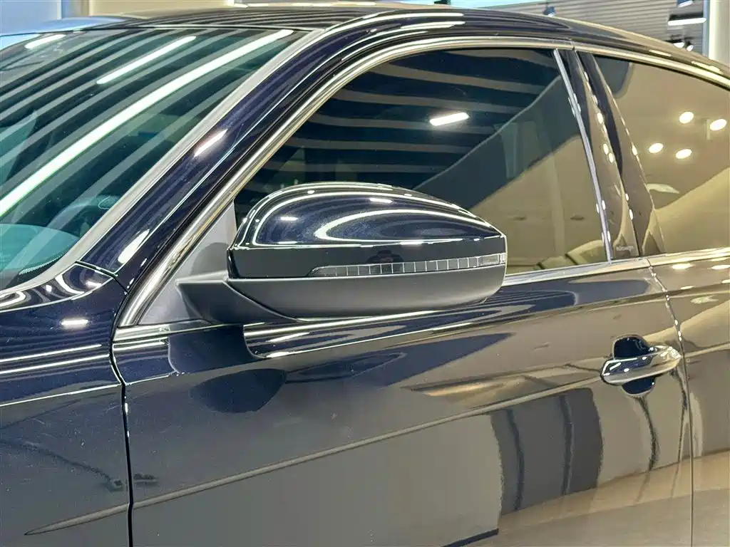Volkswagen Passat 2025 Elite Edition 330TSI
