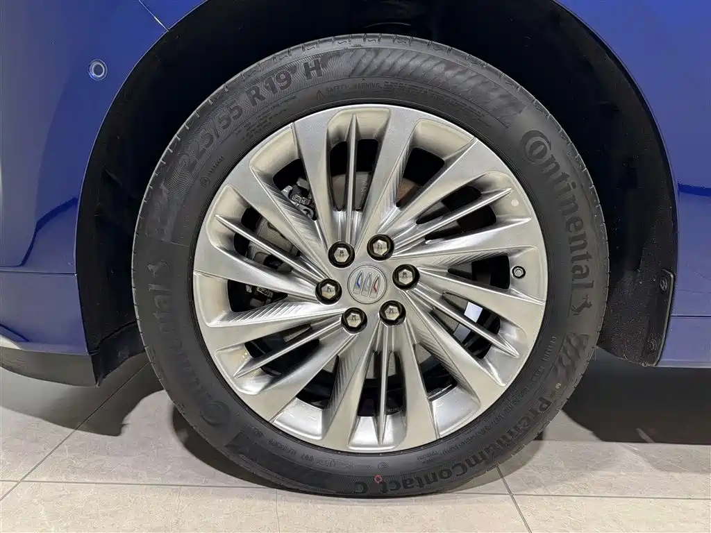 Buick Century 2023 2.0T 6-Seater Yunshi Edition