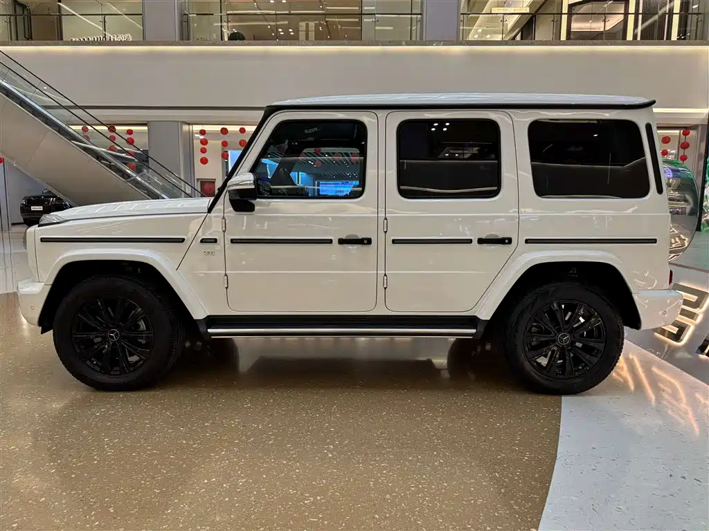 Mercedes-Benz G-Class 2022 G 500