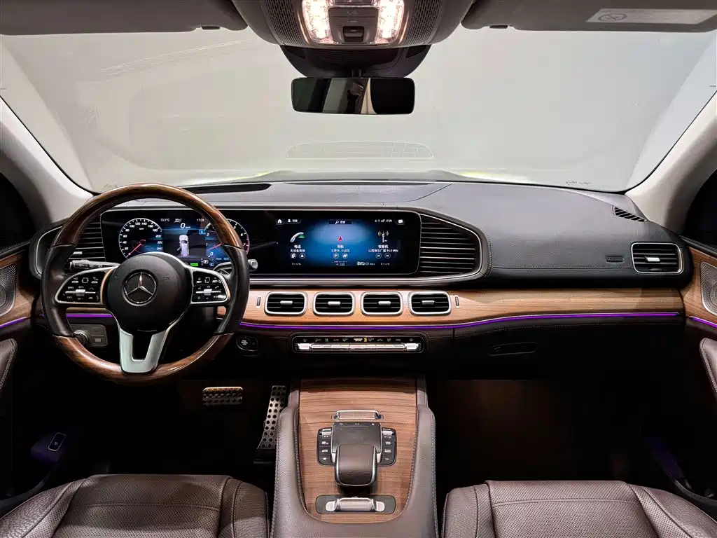 Mercedes-Benz GLS 450 4MATIC Luxury (2021 Facelift)