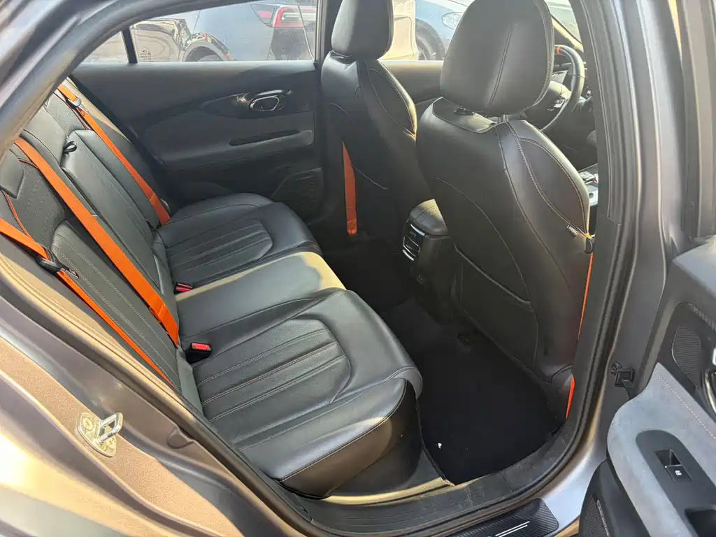 GAC Trumpchi Empow 2022 270T DCT J16 R-style Track Edition